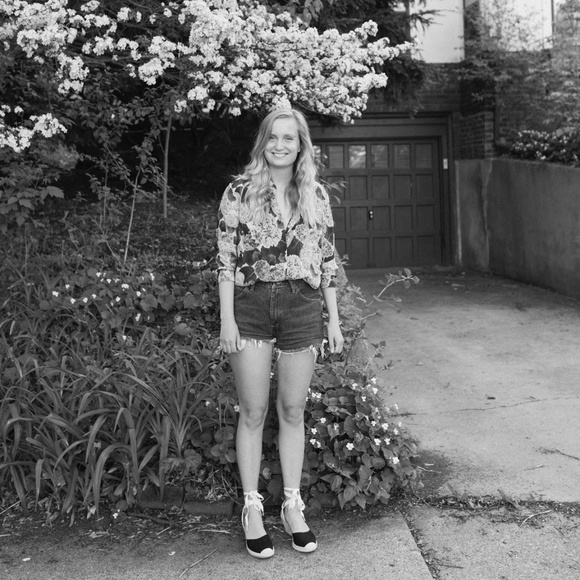 Meet your Posher, Erica - Picture 1 of 1